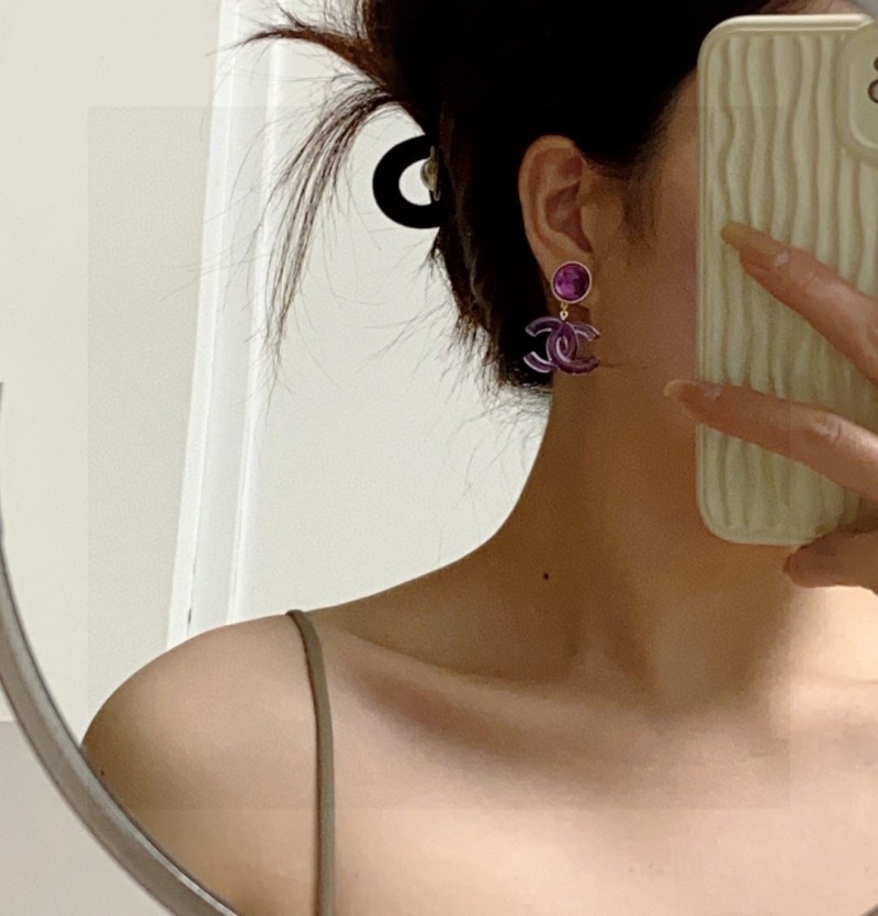 Ch**el earrings